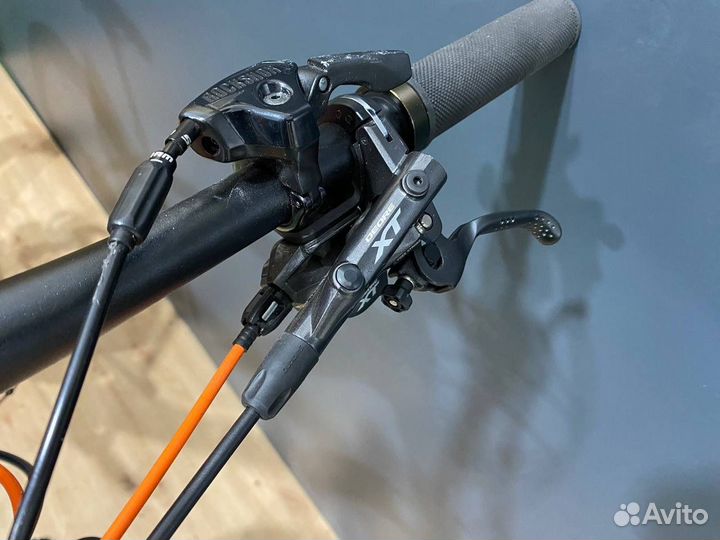 Cube Reaction GTC Race 29 Carbon (2017)