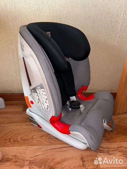 Автокресло romer advantafix 2