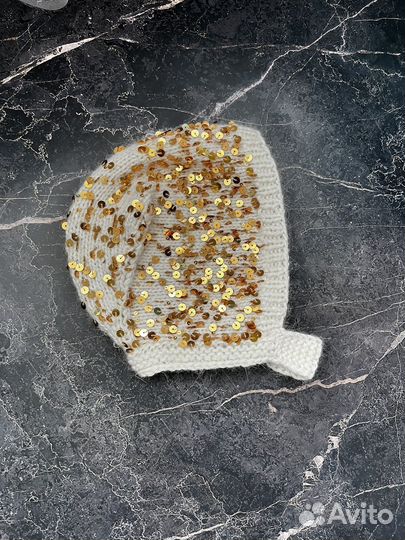 Чепчик с пайетками