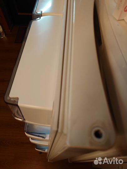 Дверь холодильника атлант MXM-1845 с уплотнителем