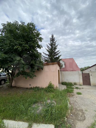 Дом 199,3 м² на участке 9,6 сот.