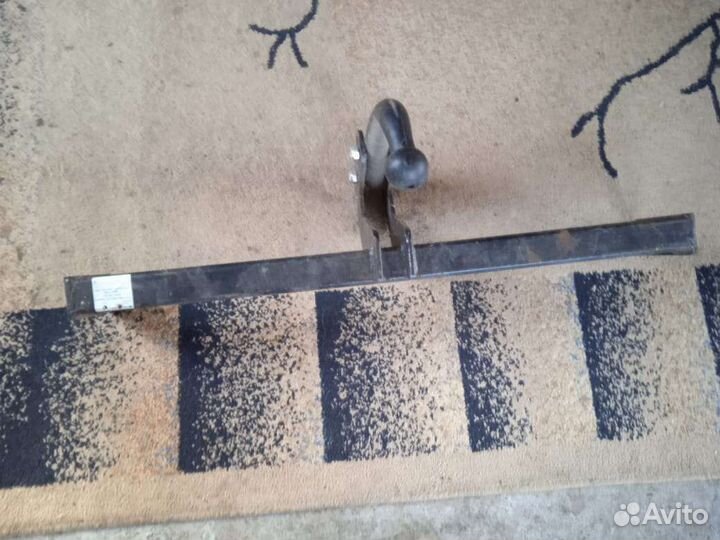 Фаркоп на renault duster