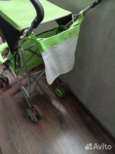 Прогулочная коляска трость