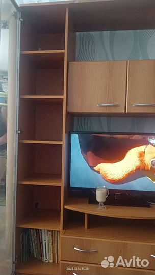 Стенка в гостиную бу