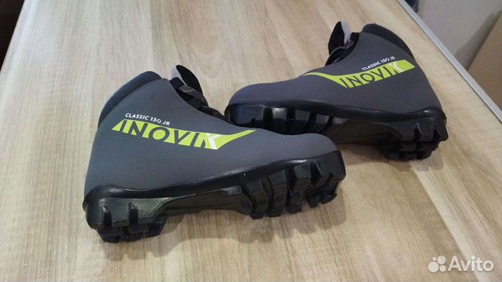 Лыжные ботинки классические