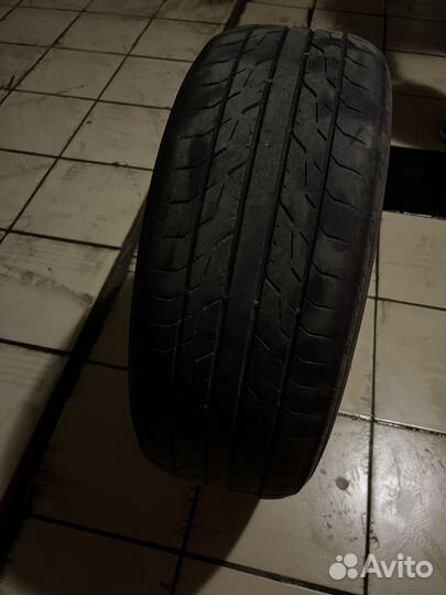 Toyo TYDRB 215/55 R17 91V