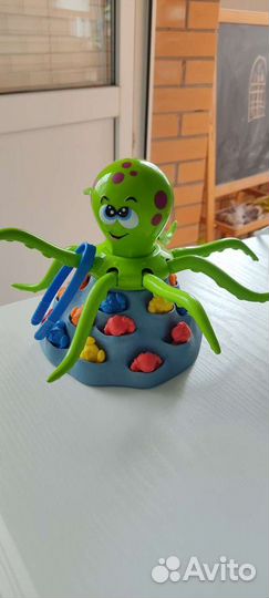 Осьминог Жоли