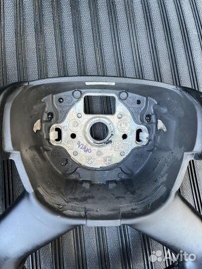 Рулевое колесо skoda octavia a5