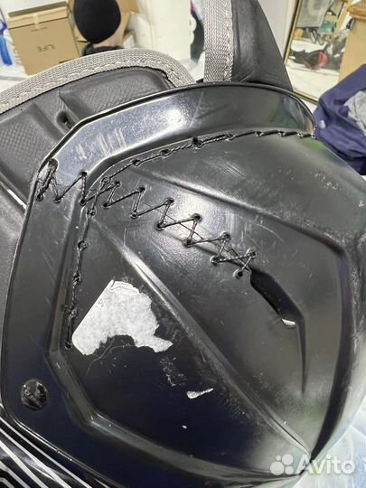 Щитки хоккейные 14 SR CCM