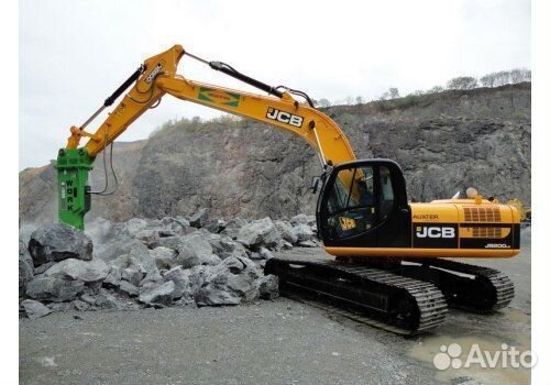 Лобовое верхнее стекло JCB