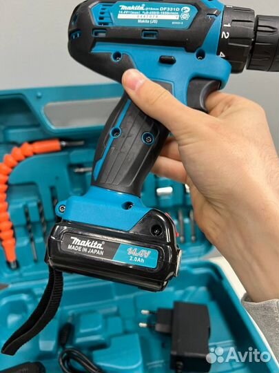 Шуруповерт makita 14v с набором