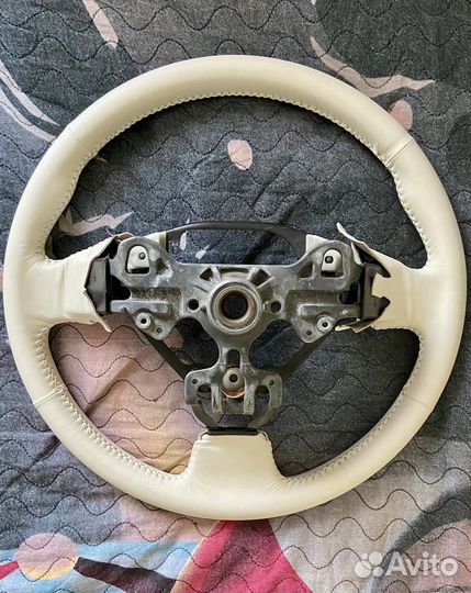 Руль Toyota Corolla. Перетянут