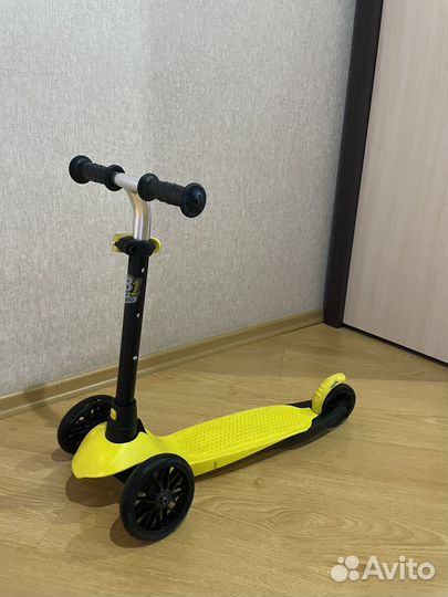 Самокат детский трехколесный бу