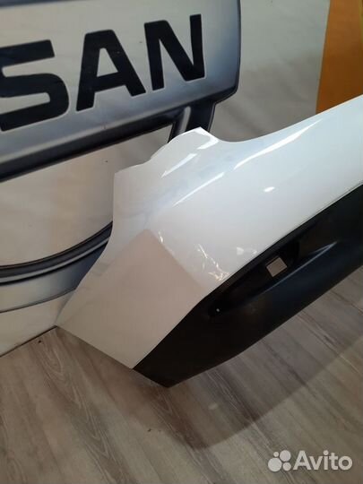 Бампер зад Nissan almera G15