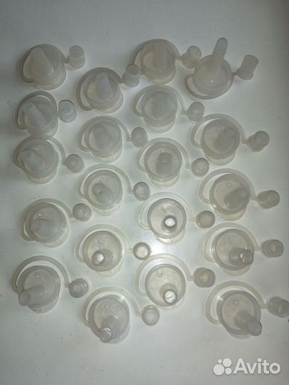 Полиэтиленовые крышки для бутылок