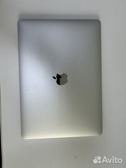 Macbook pro 13 2020 m1