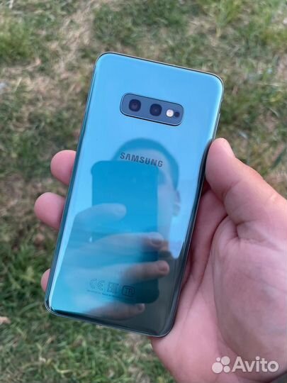 Samsung Galaxy S10e, 6/128 ГБ