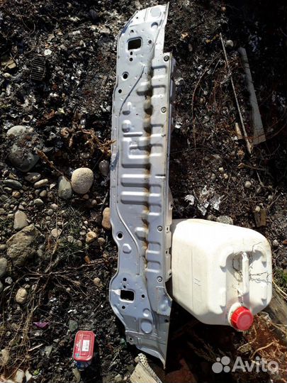 Задняя панель на хендай акцент