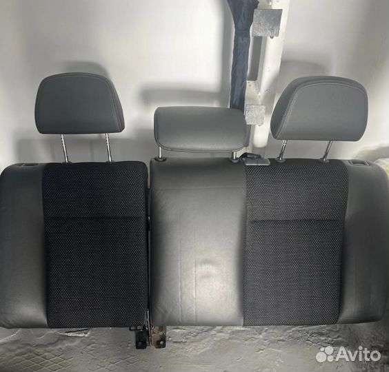 Сиденья recaro