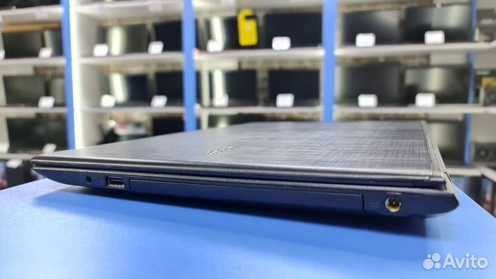 Ноутбук для игр Acer Core i3 NVidia 940MX