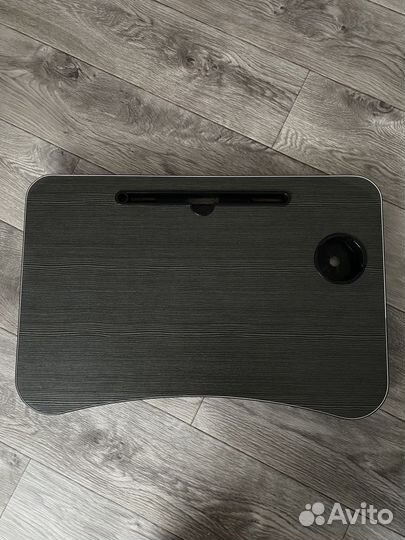 Столик для ноутбука