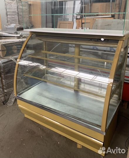 Витрина кондитерская