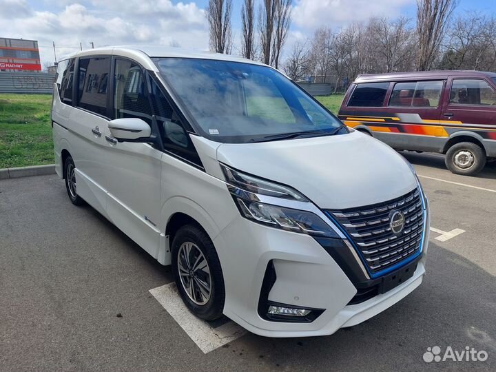 Nissan Serena 1.2 AT, 2019, 60 120 км