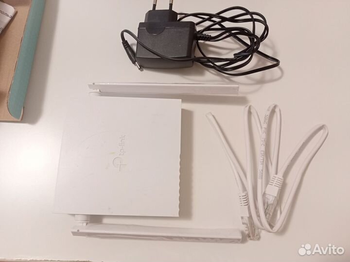 Многорежимный wi-fi роутер tp-link TL-WR820N