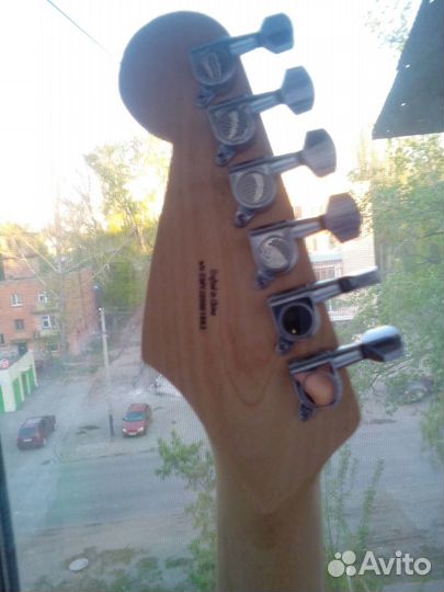 Электрогитара Fender squier MM Stratocaster Red