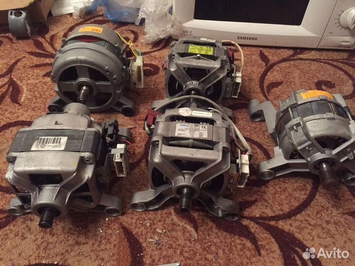 Двигатателя и другие запчасти для стиральной машин