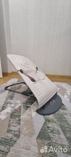 Шезлонг детский babybjorn
