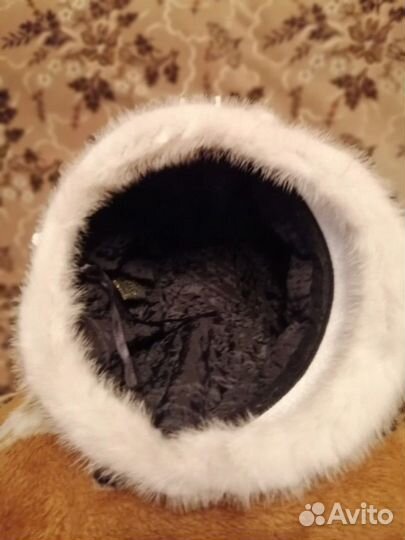 Шапки меховые женские норка, песец