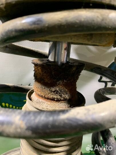 Амортизаторы комплект передние Bmw X3 E83 N52B25AF