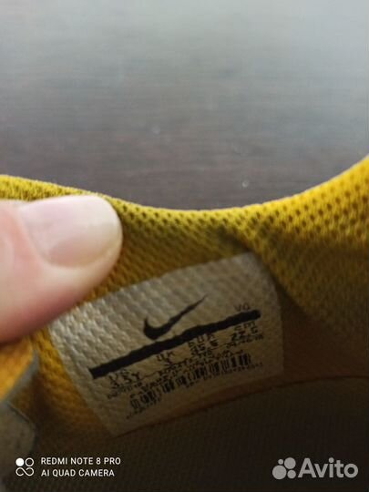 Детские футбольные бутсы Nike р. 34