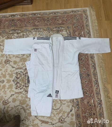 Кимоно для дзюдо adidas 160 оригинал