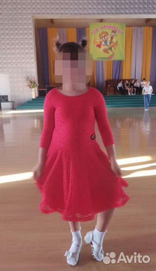 Платье для бальных танцев