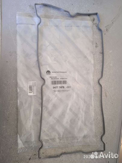 Прокладка клапанной крышки Крайслер 2.4 л