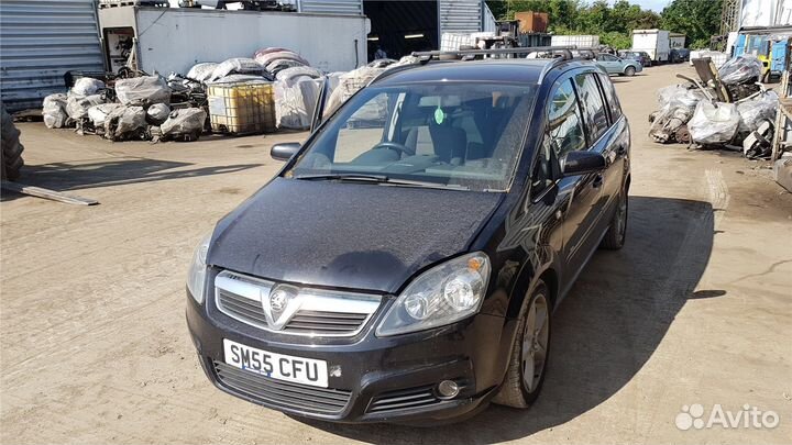 Разбор на запчасти Opel Zafira B