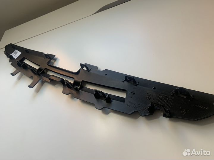 Воздуховод радиатора верхний Порше Кайен E3