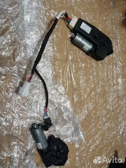 Провода моторчика люка Mercedes-Benz GLC-Класс X2