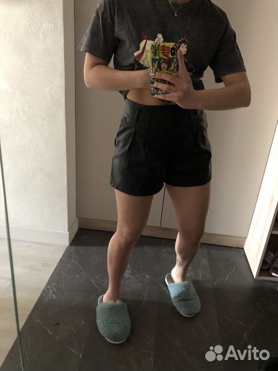 Кожаные шорты