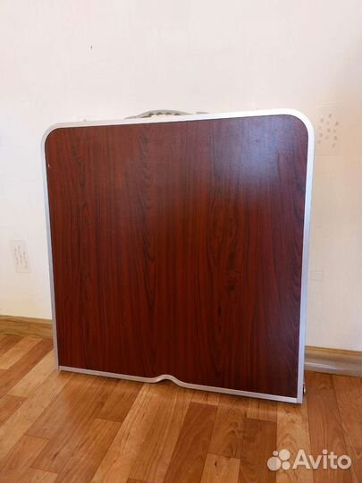 Стол раскладной со стульями