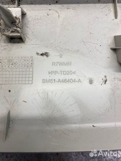 Обшивка двери багажника Ford Focus 3 хетчбэк 1.6L