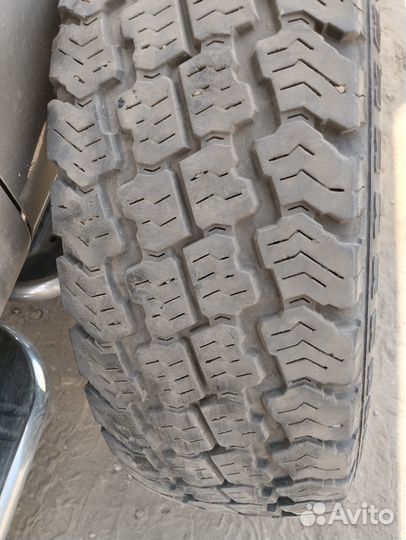 Kumho Road Venture AT61 245/9.5 R15 104B