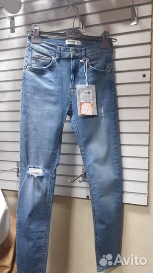 Stradivarius новые джинсы