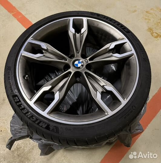 Комплект колёс на оригинальных дисках BMW 668M R20