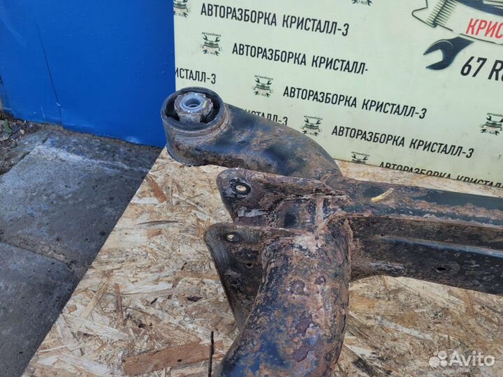 Подрамник задний bmw x5 e 53