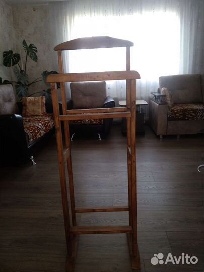 Вешалка напольная