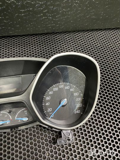 Панель приборов Ford focus 3