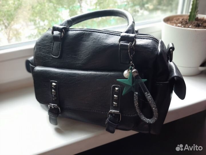 Сумочка черная